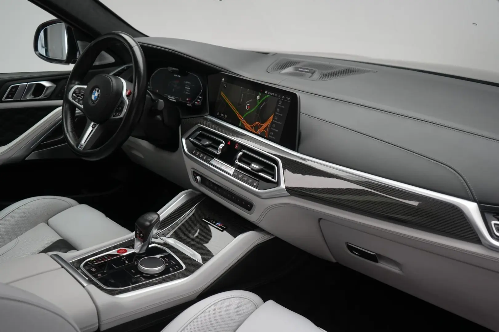 X6 M Competition Leder/ACC/Kamera/HUD/Skytop/B&W