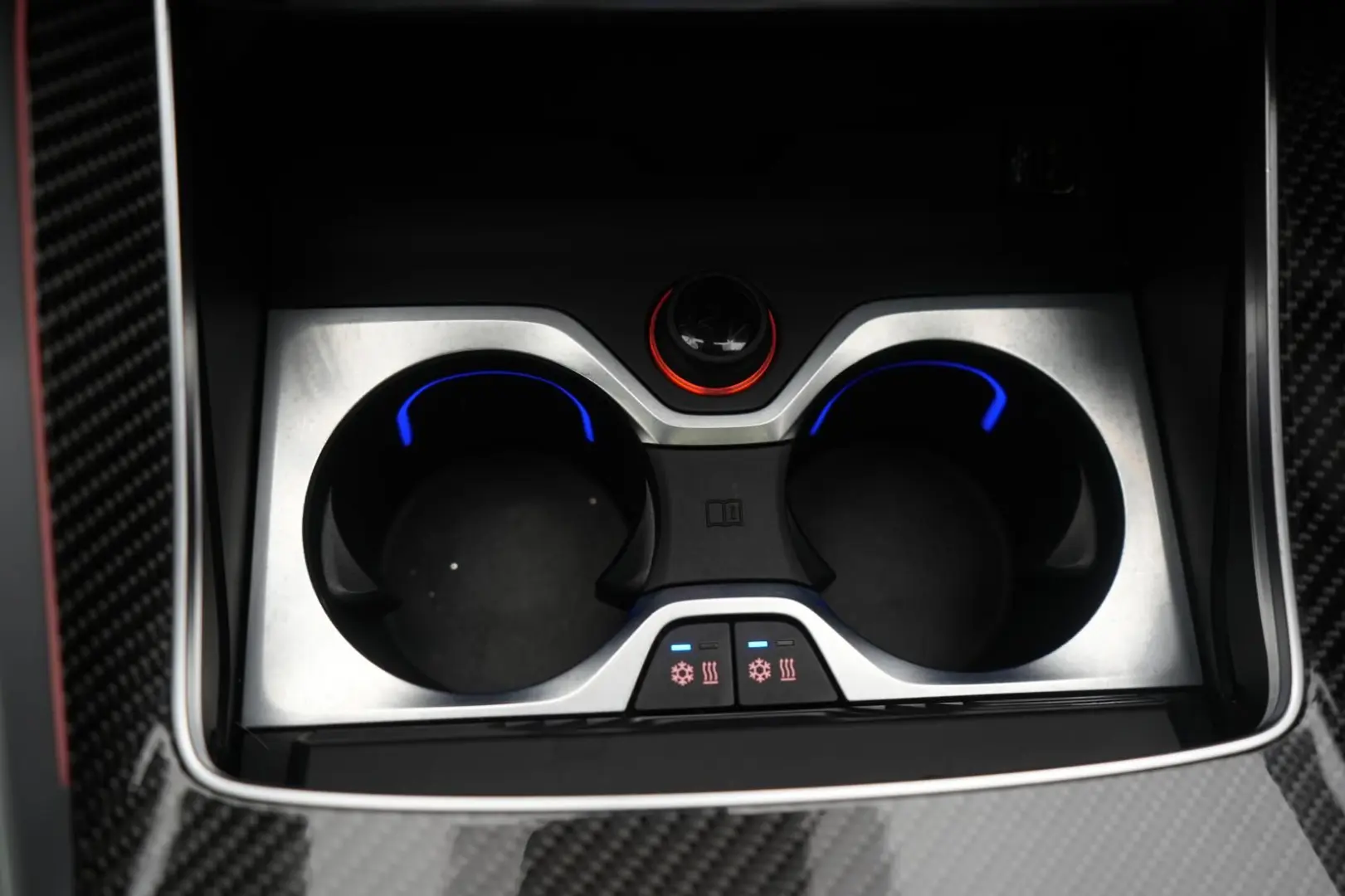 X6 M Competition Leder/ACC/Kamera/HUD/Skytop/B&W