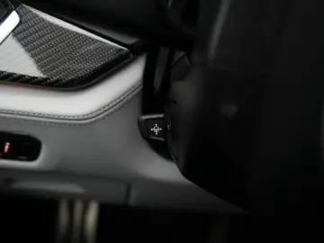 X6 M Competition Leder/ACC/Kamera/HUD/Skytop/B&W