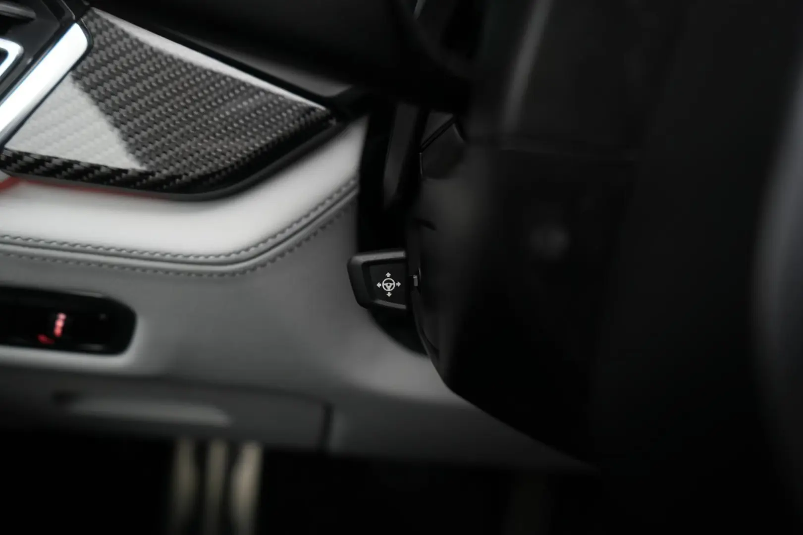 X6 M Competition Leder/ACC/Kamera/HUD/Skytop/B&W