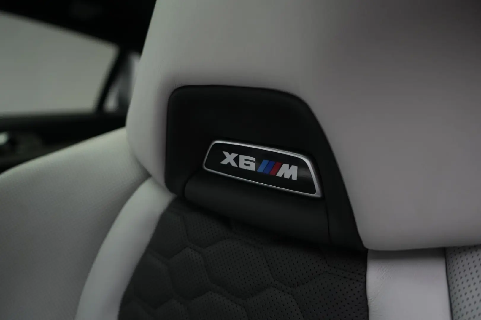 X6 M Competition Leder/ACC/Kamera/HUD/Skytop/B&W