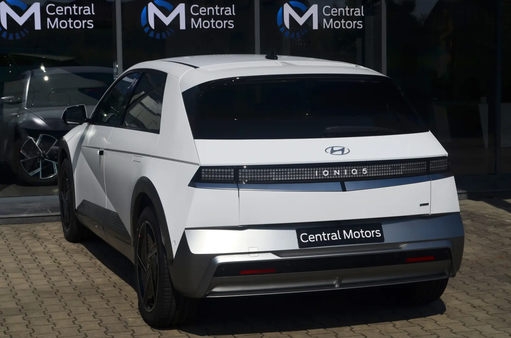 Hyundai IONIQ 5 84kWh 4WD 325CP LUXURY