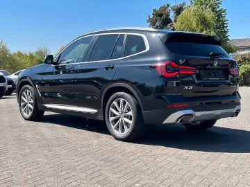 X3 xDrive 20 i Aut. / Glasdach / Standheizung
