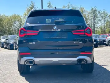 X3 xDrive 20 i Aut. / Glasdach / Standheizung