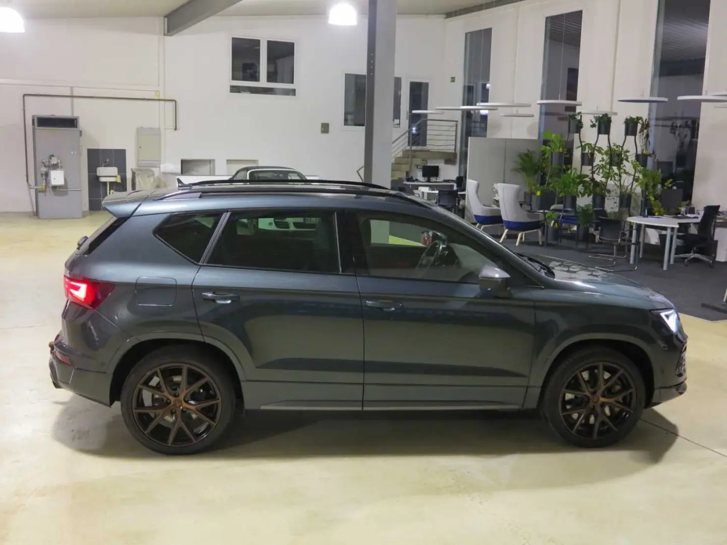 Ateca 2.0 TSI 4Drive DSG7 Leder eSAD AHK Navi