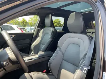 XC60 T6 R Design Plug-In AWD AHK ACC 360°