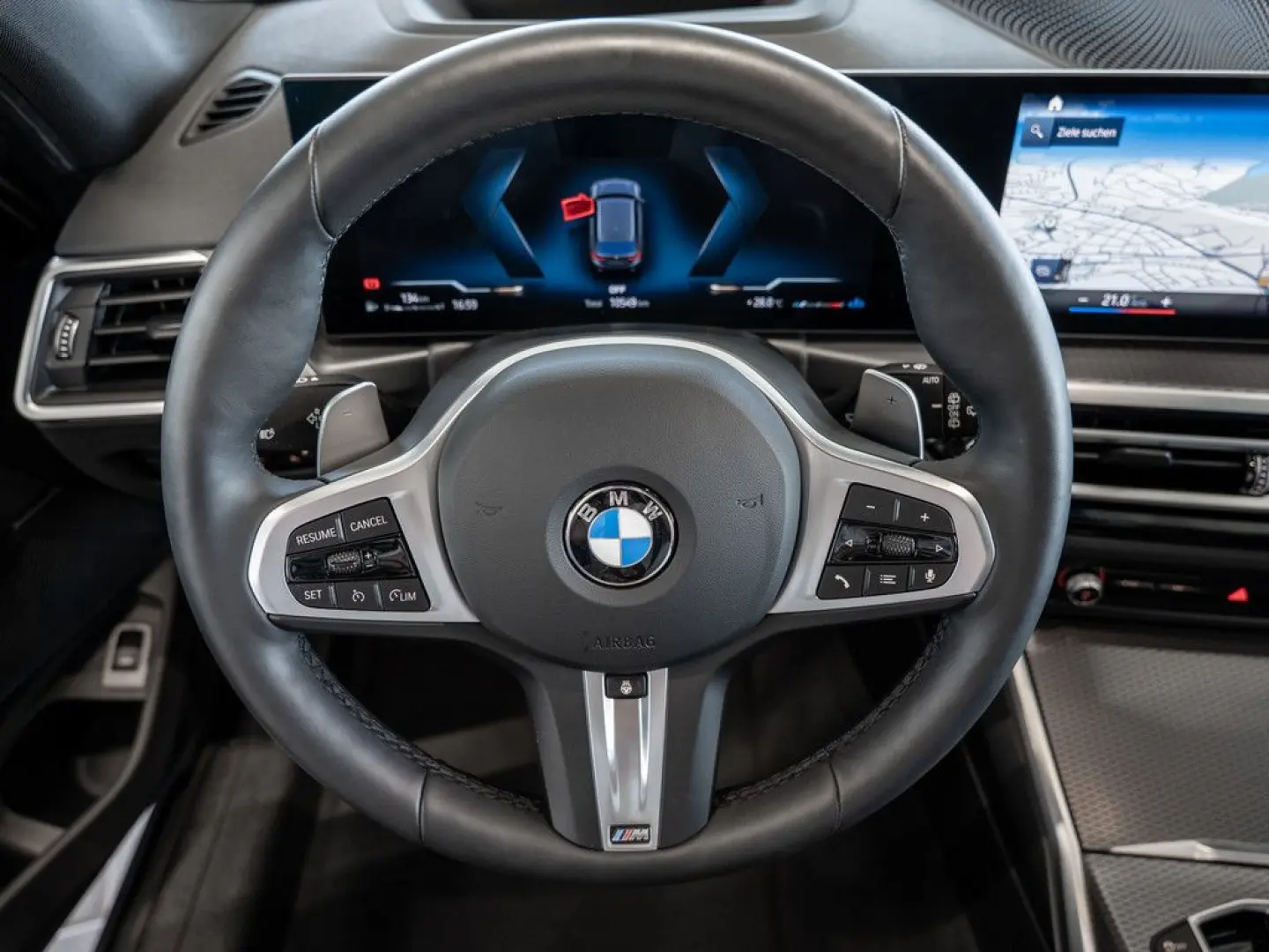 318i Touring M-Sport FACEL. PANO AHK HUD 360°