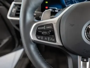 318i Touring M-Sport FACEL. PANO AHK HUD 360°