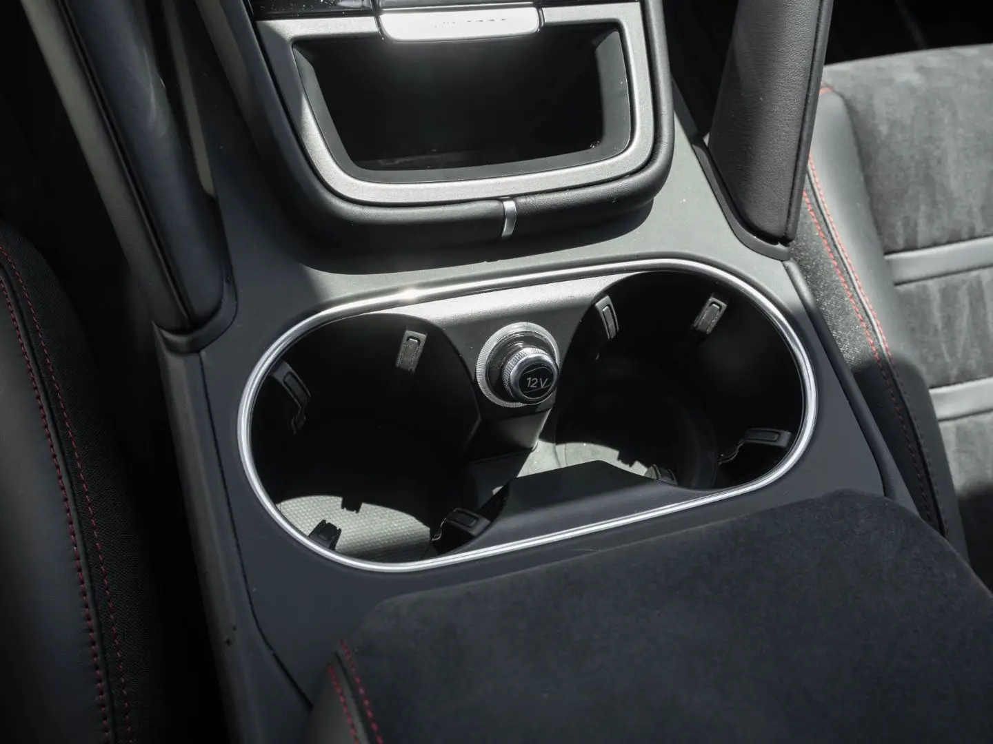 Cayenne GTS SportDesign Paket PDCC 22-Zoll HUD