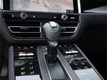 Macan S 21-Zoll Surround View Sport Chrono Paket