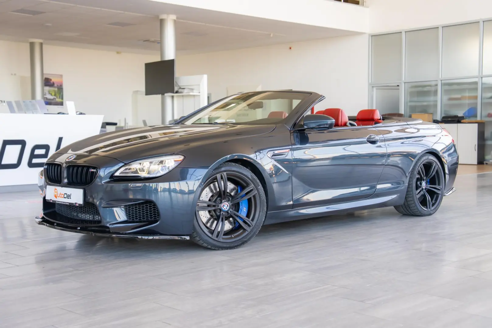 BMW M6 Cabrio 4.4 V8