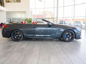 BMW M6 Cabrio 4.4 V8