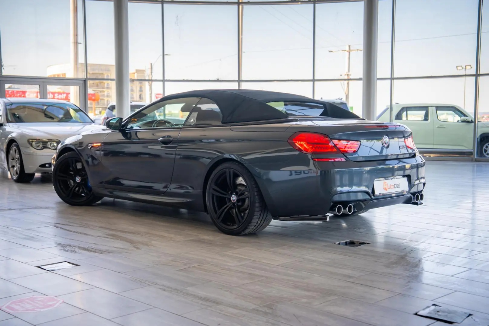 BMW M6 Cabrio 4.4 V8