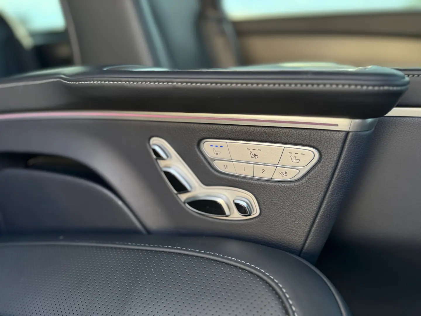 Mercedes-Benz V 300 d lang 9G-TRONIC Exclusive