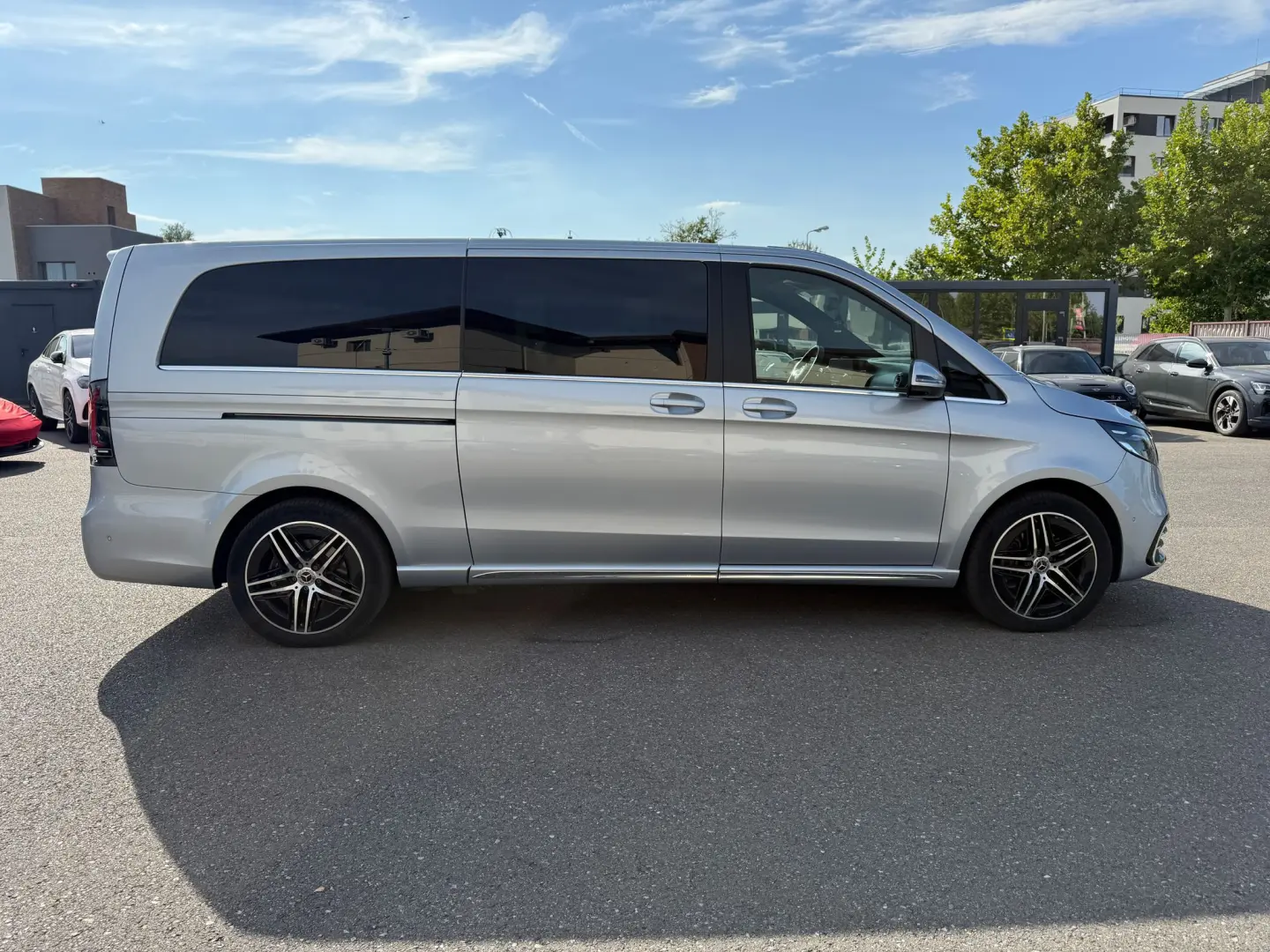 Mercedes-Benz V 300 d lang 9G-TRONIC Exclusive