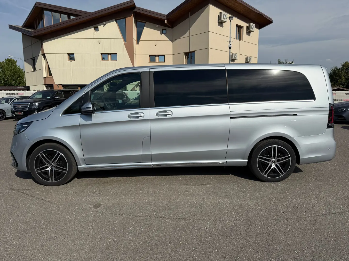 Mercedes-Benz V 300 d lang 9G-TRONIC Exclusive
