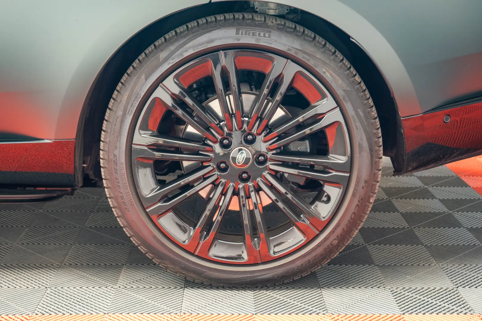 Range Rover Autobiography Meridian Soft-Close Full PPF