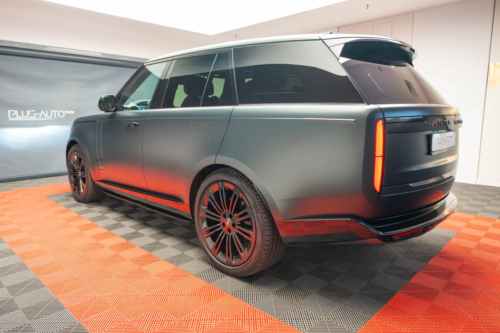 Range Rover Autobiography Meridian Soft-Close Full PPF