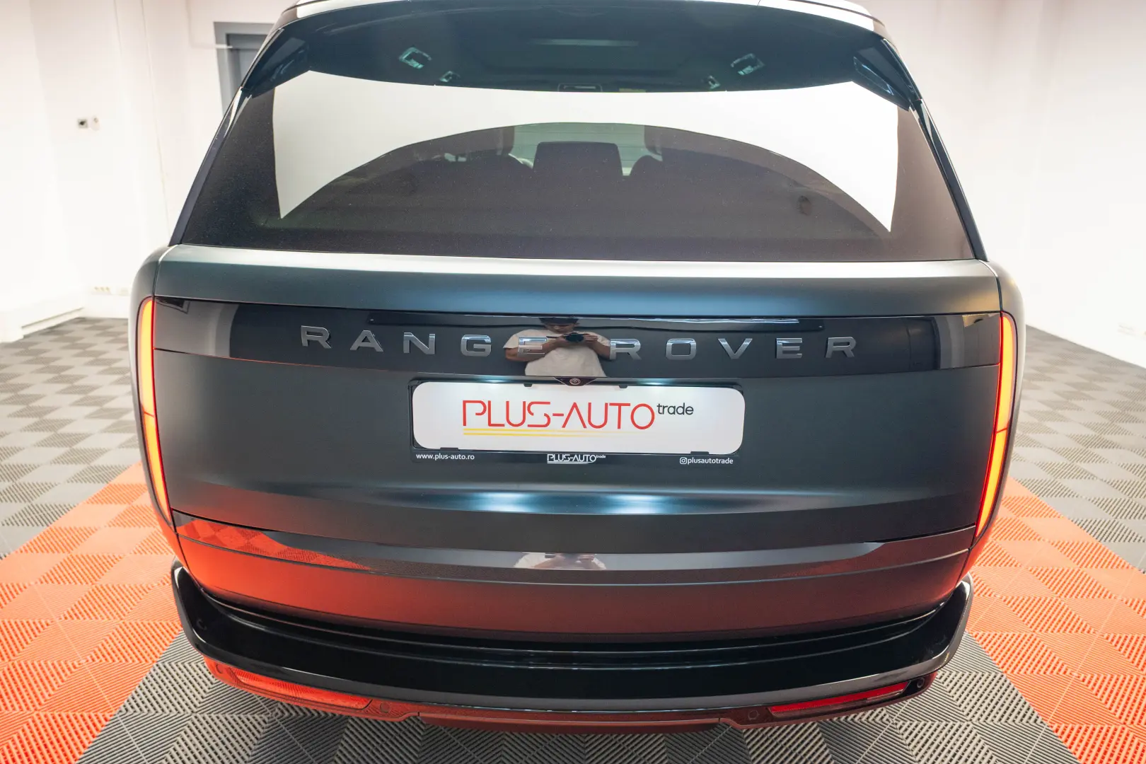 Range Rover Autobiography Meridian Soft-Close Full PPF