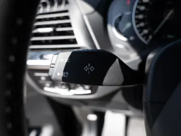 X3 xDrive 20d X-Line PANO AHK HUD LED ACC W-LAN