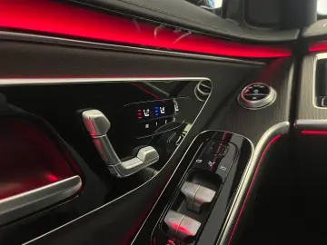 S 580e lang long AMG-Line Sound Pano Chauffeur