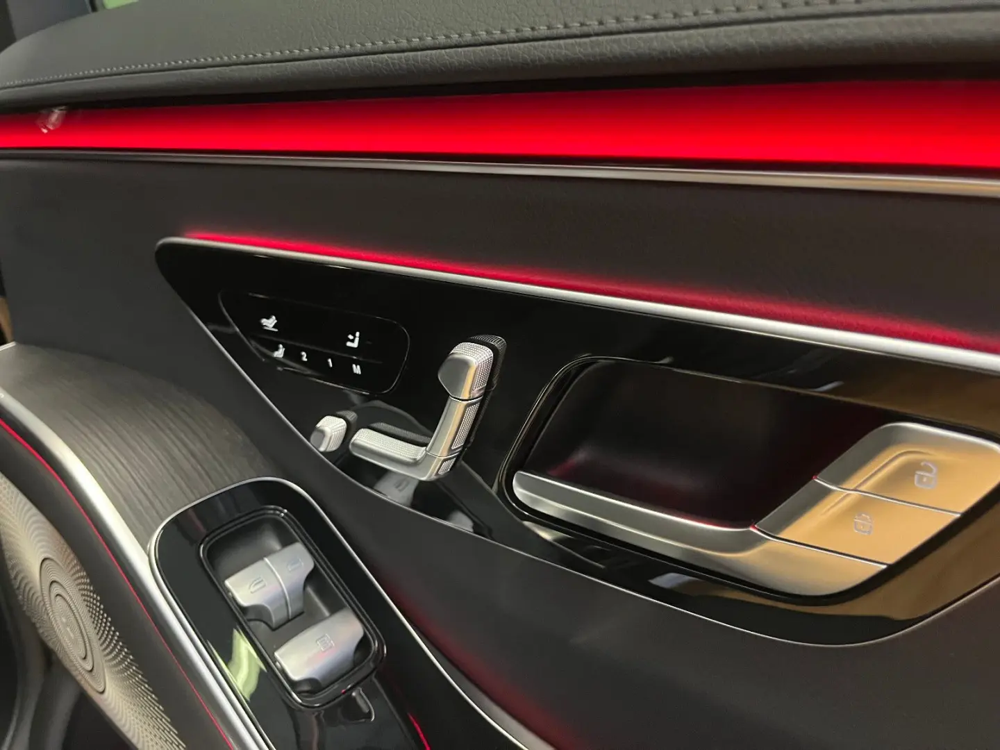 S 580e lang long AMG-Line Sound Pano Chauffeur