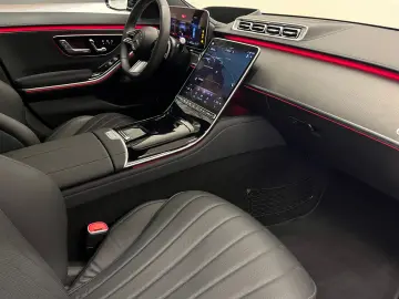 S 580e lang long AMG-Line Sound Pano Chauffeur