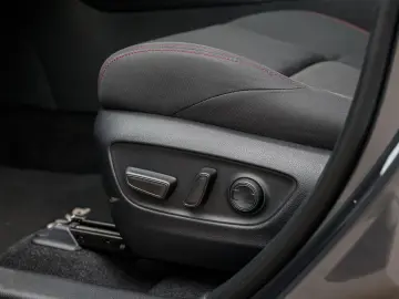 RAV 4 2.5 VVT-i Plug-in-Hybrid