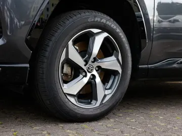 RAV 4 2.5 VVT-i Plug-in-Hybrid
