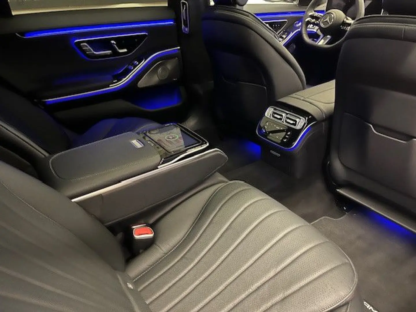 S 580e lang long AMG-Line Sound Pano Chauffeur