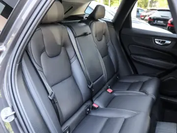 XC60 T6 AWD Recharge Plus Dark