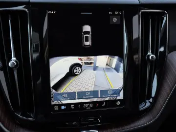 XC60 T6 AWD Recharge Plus Dark