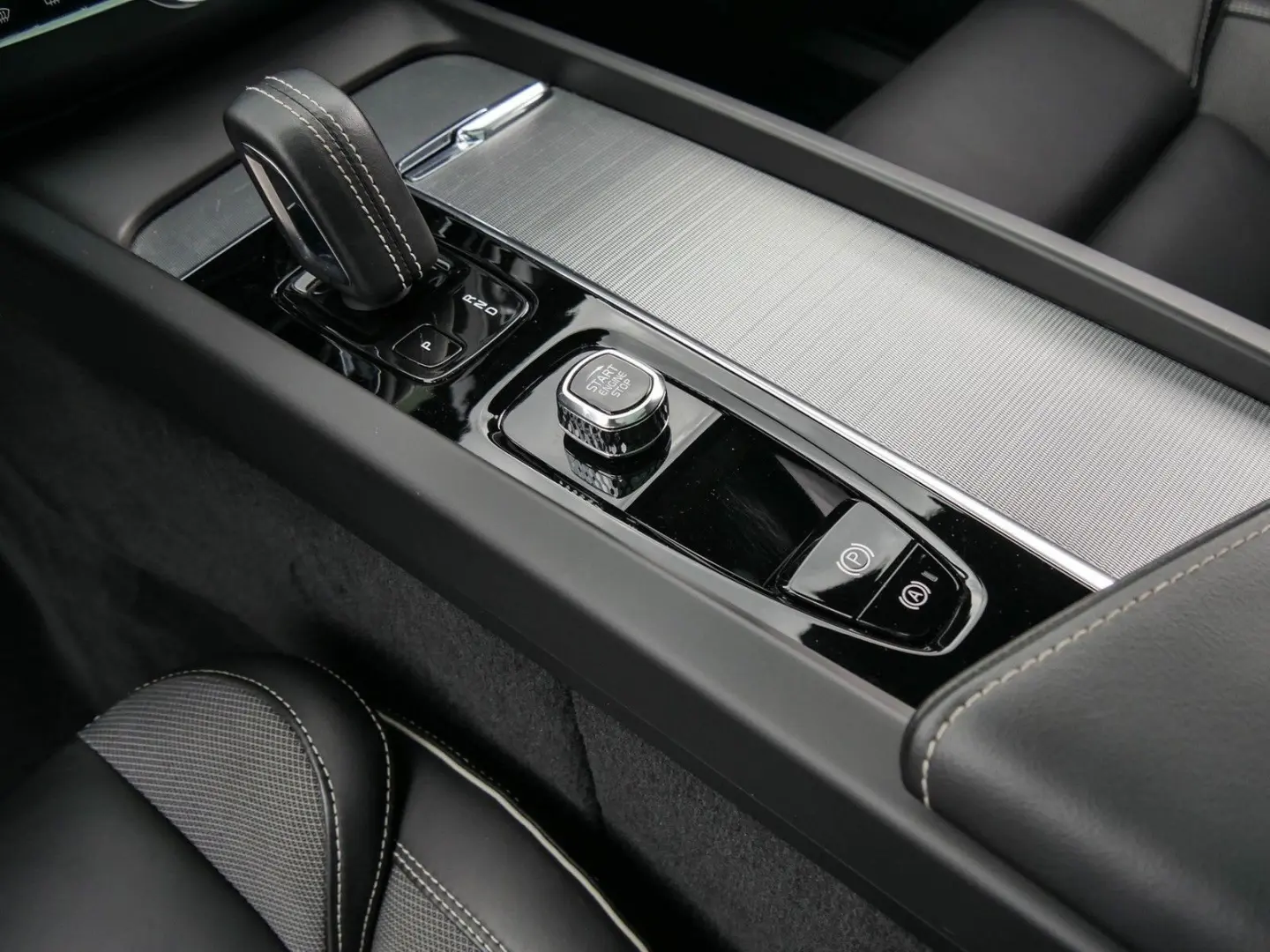 XC60 B4 R-Design