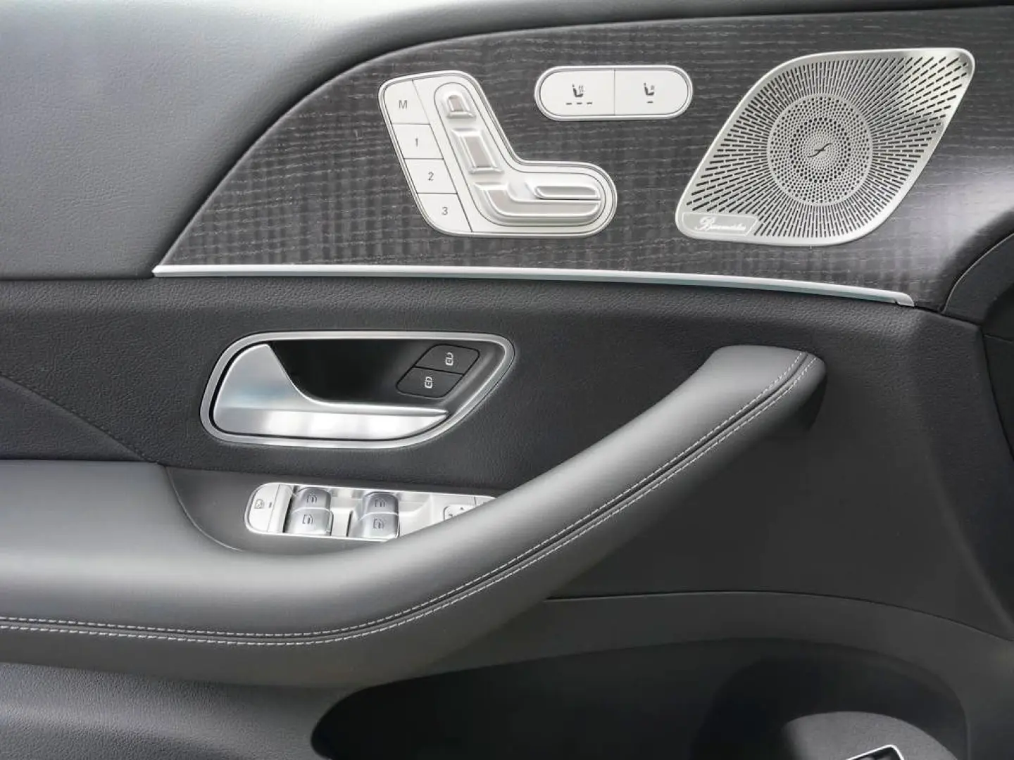 GLE 400 4M COUPE AMG-LINE PANO HUD AHK MULTIBEAM