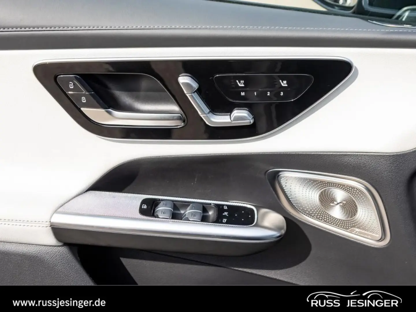 GLC 300 e 4M AMG Line *Distr*HUD*Pano*Burm*Memo*