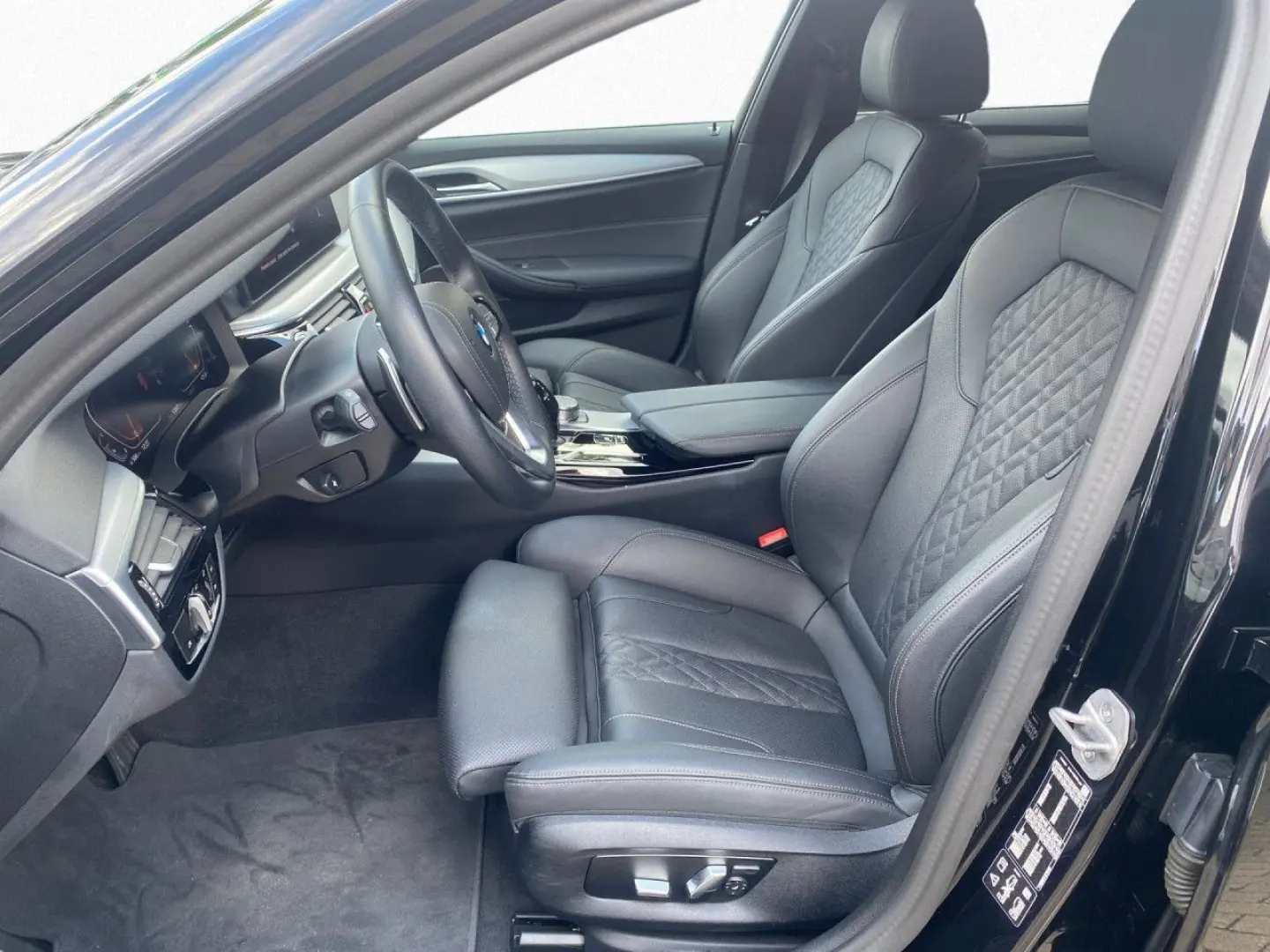 530i XDRiVE A Bluetooth HUD Navi LED Klima PDC