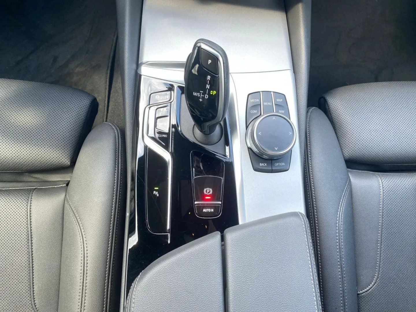 530i XDRiVE A Bluetooth HUD Navi LED Klima PDC
