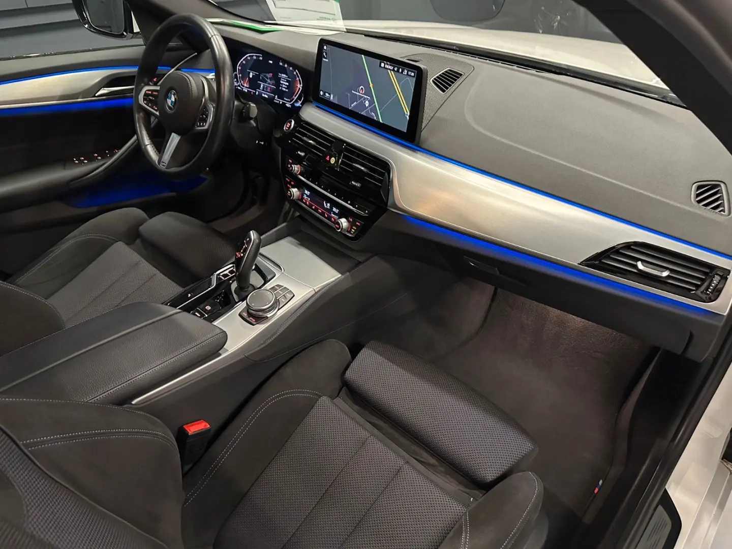 530d xDrive M-Sport*Business-Paket*HIFI*Shadow*