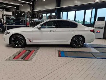 530d Lim xDrive Luxury Line ACC RFK AHK STHZ H&K