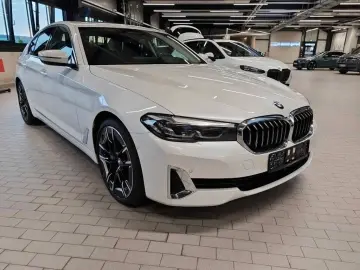 530d Lim xDrive Luxury Line ACC RFK AHK STHZ H&K