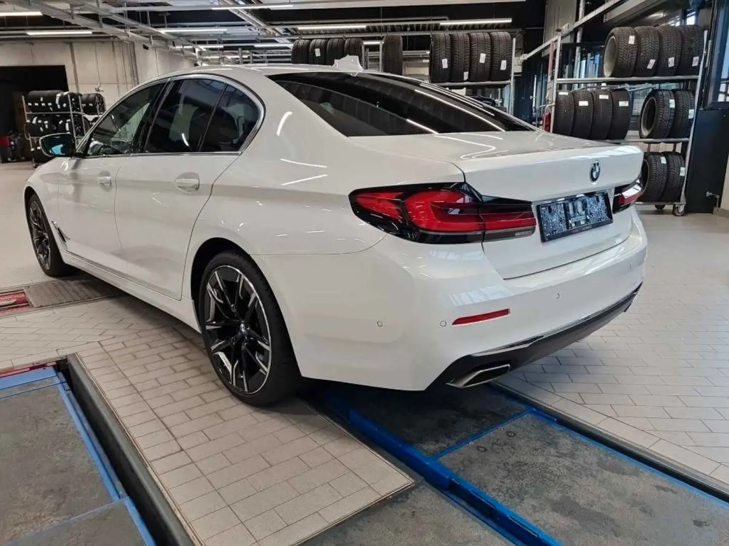 530d Lim xDrive Luxury Line ACC RFK AHK STHZ H&K