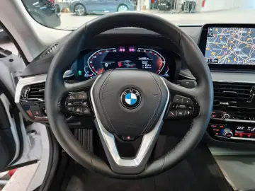 530d Lim xDrive Luxury Line ACC RFK AHK STHZ H&K