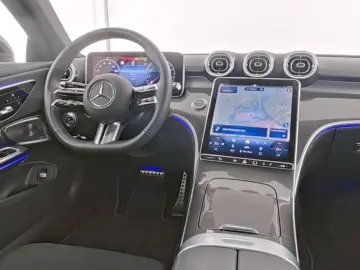 CLE 300 4MATIC Coupé AMG Line+PANORAMA+BURMESTER