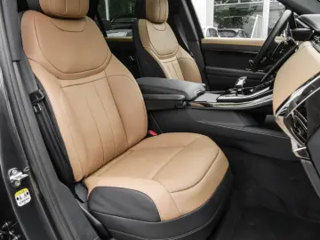 Range Rover Sport P550e Hybrid Autobiography