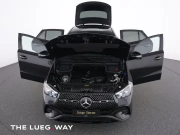 GLE 400 e 4M Coupe AMG+Pano+AHK+MBeam+Sound+Airm