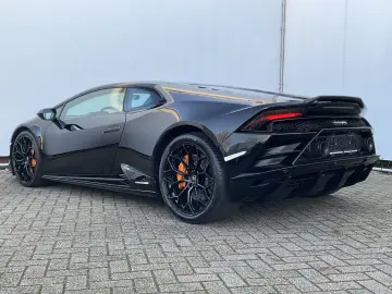 Huracán 5.2 EVO V10 640 CV AWD 4 Wheel steering