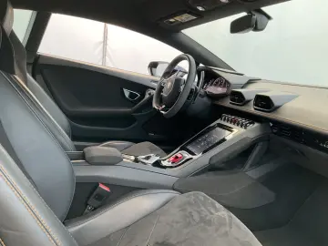 Huracán 5.2 EVO V10 640 CV AWD 4 Wheel steering