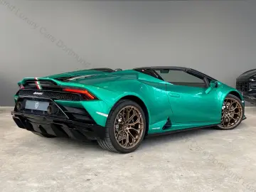 Huracán EVO RWD Spyder / Ad Personam / ONE-OFF