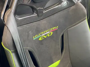 Huracán EVO RWD Spyder / Ad Personam / ONE-OFF