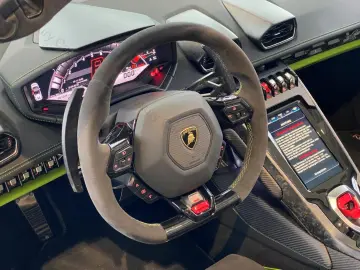 Huracán EVO RWD Spyder / Ad Personam / ONE-OFF